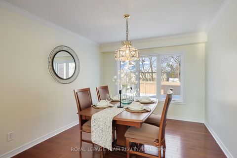 Photo 16 at 8 Saddlebrook Street, Nepean (Centrepointe), Ottawa