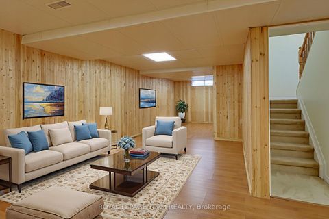 Photo 42 at 8 Saddlebrook Street, Nepean (Centrepointe), Ottawa