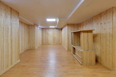 Photo 45 at 8 Saddlebrook Street, Nepean (Centrepointe), Ottawa