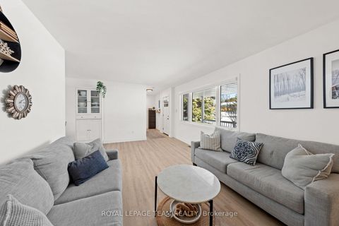 Photo 6 at 5286 Hillcrest Drive, Manotick Long Island & Nicholls Island, Manotick