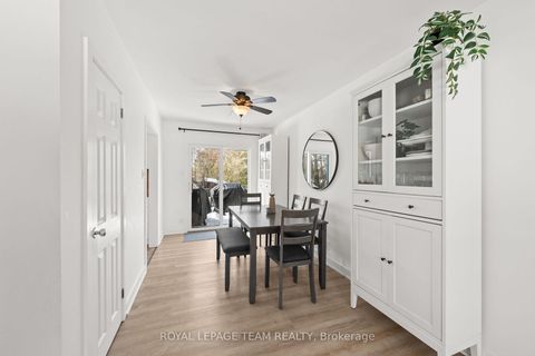 Photo 7 at 5286 Hillcrest Drive, Manotick Long Island & Nicholls Island, Manotick