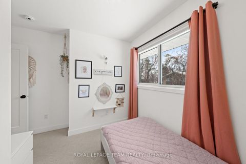 Photo 20 at 5286 Hillcrest Drive, Manotick Long Island & Nicholls Island, Manotick