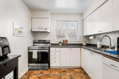 Photo 5 at 4 - 160 Fenerty Court, Katimavik, Kanata