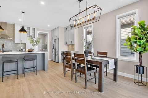 Photo 9 at 727 Coast Circle, Mahogany Community, Manotick