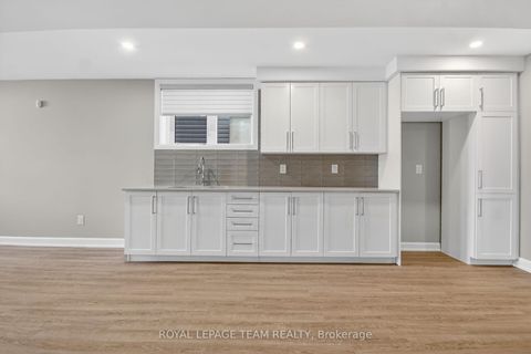 Photo 23 at 727 Coast Circle, Mahogany Community, Manotick