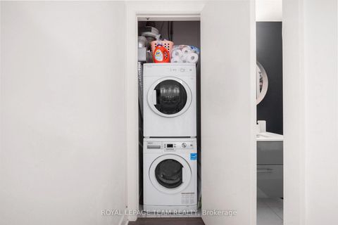 Photo 11 at 714 - 255 Bay Street, Ottawa Centre