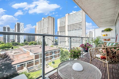 Photo 18 at 714 - 255 Bay Street, Ottawa Centre