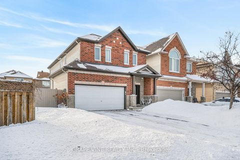 Photo 3 at 1217 Alson Mills Way, Emerald Meadows/Trailwest, Kanata