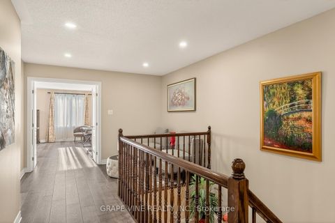 Photo 33 at 1217 Alson Mills Way, Emerald Meadows/Trailwest, Kanata
