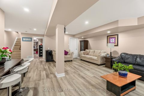 Photo 37 at 1217 Alson Mills Way, Emerald Meadows/Trailwest, Kanata