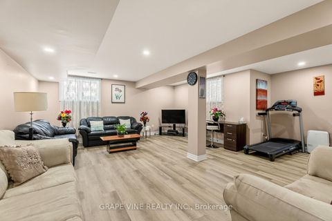 Photo 38 at 1217 Alson Mills Way, Emerald Meadows/Trailwest, Kanata