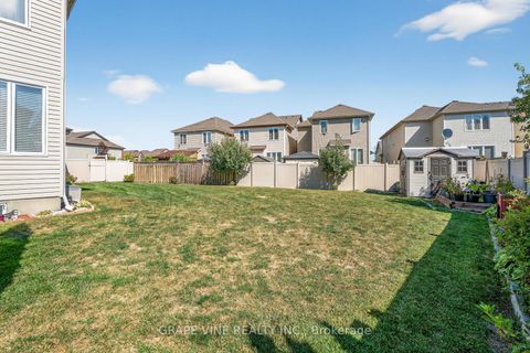 Photo 48 at 1217 Alson Mills Way, Emerald Meadows/Trailwest, Kanata