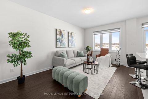 Photo 6 at 166 Invention Boulevard, Morgan's Grant/South March, Kanata