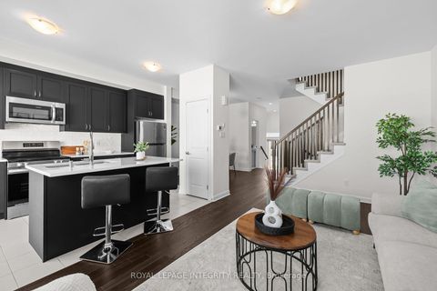 Photo 9 at 166 Invention Boulevard, Morgan's Grant/South March, Kanata