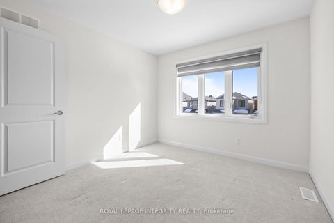 Photo 18 at 166 Invention Boulevard, Morgan's Grant/South March, Kanata