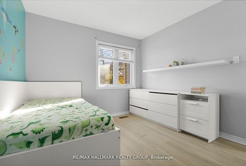 Photo 17 at 93 Cedarock Drive, Bridlewood, Kanata