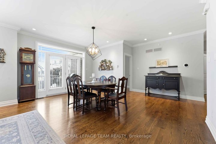 Photo 7 at 6 Waterford Way, Nepean (Pineglen/Country Place), Ottawa