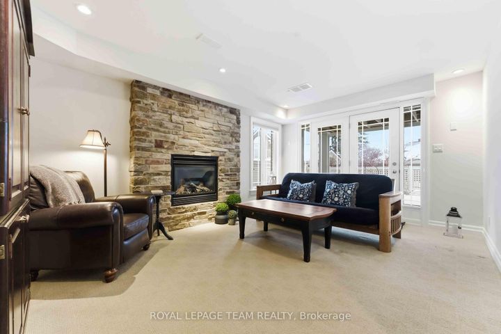 Photo 31 at 6 Waterford Way, Nepean (Pineglen/Country Place), Ottawa