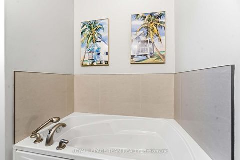 Photo 18 at 6 Waterford Way, Nepean (Pineglen/Country Place), Ottawa