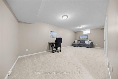 Photo 21 at 410 Heathrow Private, Stittsville (South), Stittsville