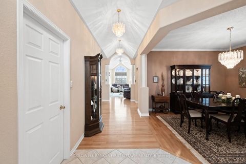 Photo 8 at 19 Fencerow Way, Nepean (Stonebridge), Ottawa