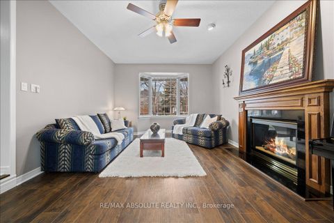 Photo 6 at 72 KENINS Crescent, Kanata Lakes/Heritage Hills, Kanata