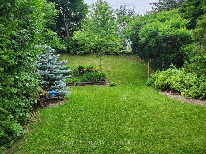 Photo 4 at 73 Hobart Crescent, Nepean (Sheahan Estates/Trend Village), Ottawa