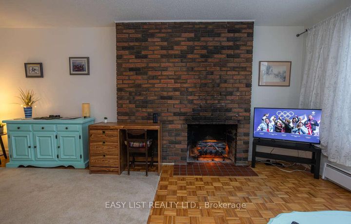 Photo 17 at 73 Hobart Crescent, Nepean (Sheahan Estates/Trend Village), Ottawa