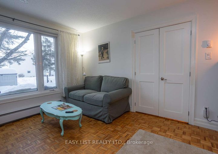 Photo 18 at 73 Hobart Crescent, Nepean (Sheahan Estates/Trend Village), Ottawa