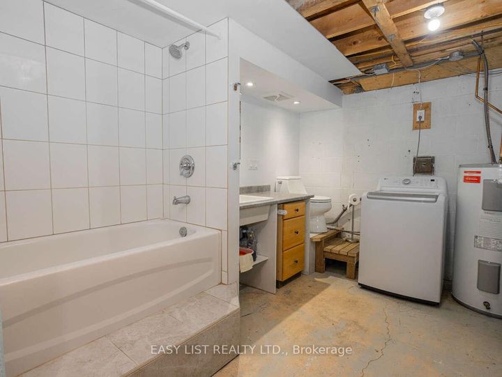 Photo 30 at 73 Hobart Crescent, Nepean (Sheahan Estates/Trend Village), Ottawa