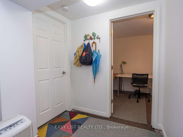 Photo 32 at 73 Hobart Crescent, Nepean (Sheahan Estates/Trend Village), Ottawa