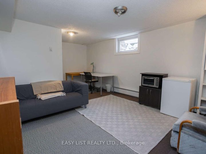 Photo 35 at 73 Hobart Crescent, Nepean (Sheahan Estates/Trend Village), Ottawa