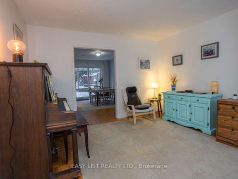 Photo 16 at 73 Hobart Crescent, Nepean (Sheahan Estates/Trend Village), Ottawa
