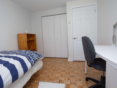 Photo 28 at 73 Hobart Crescent, Nepean (Sheahan Estates/Trend Village), Ottawa