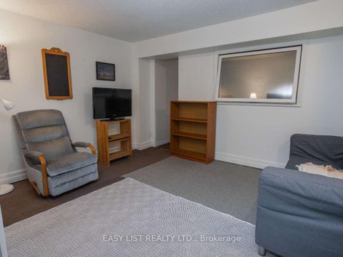 Photo 34 at 73 Hobart Crescent, Nepean (Sheahan Estates/Trend Village), Ottawa