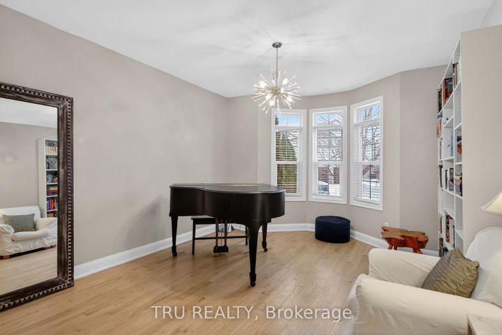 Photo 5 at 590 Anjana Circle, Nepean (Cedargrove/Fraserdale), Ottawa