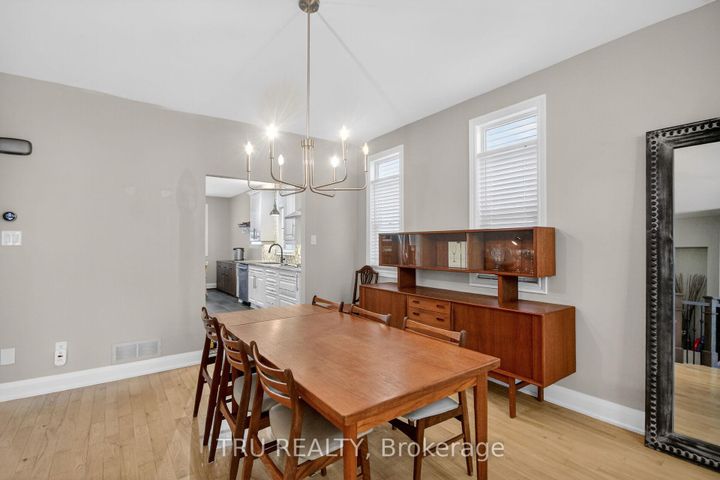 Photo 7 at 590 Anjana Circle, Nepean (Cedargrove/Fraserdale), Ottawa
