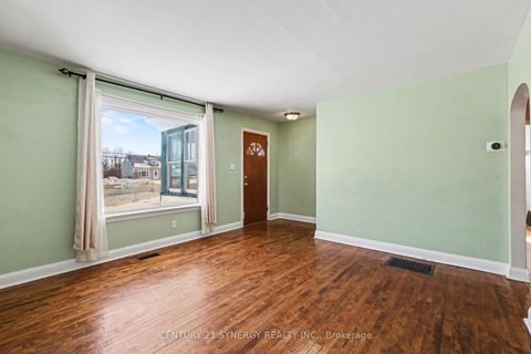 Photo 7 at 476 County 29 Road, Rideau Lakes (South Elmsley) Twp, Rideau Lakes