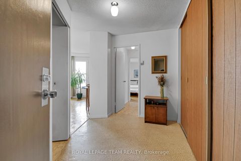 Photo 6 at 708 - 20 Chesterton Drive, Nepean (Borden Farm/Stewart Farm/Carleton Heights/Parkwood Hills), Ottawa