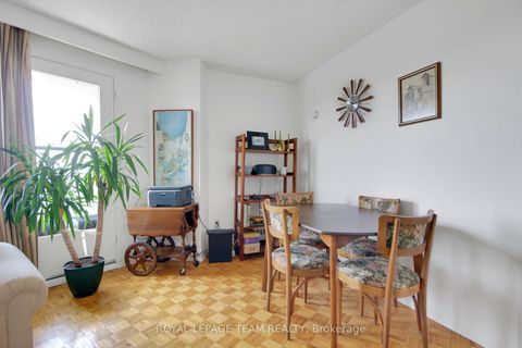 Photo 10 at 708 - 20 Chesterton Drive, Nepean (Borden Farm/Stewart Farm/Carleton Heights/Parkwood Hills), Ottawa