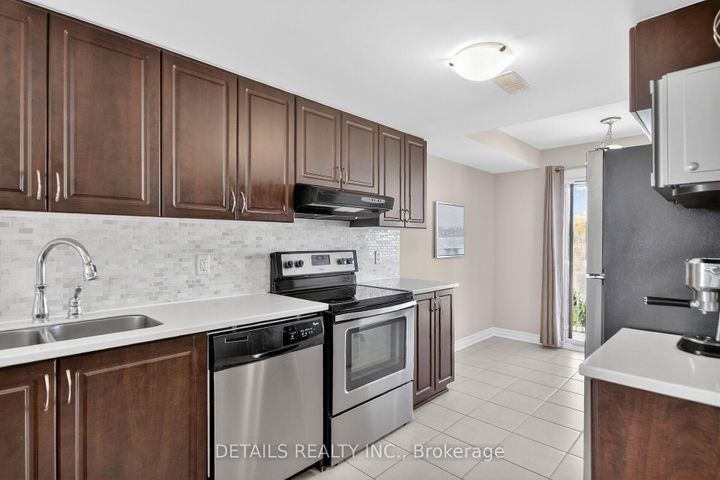 Photo 6 at 633C Chapman Mills Drive, Nepean (Strandherd), Ottawa