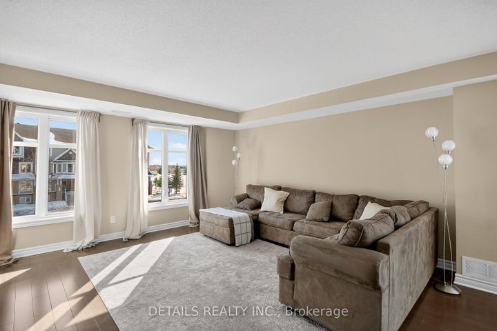 Photo 12 at 633C Chapman Mills Drive, Nepean (Strandherd), Ottawa