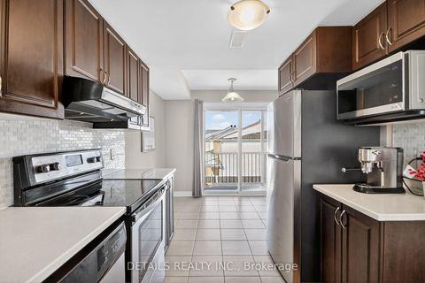 Photo 4 at 633C Chapman Mills Drive, Nepean (Strandherd), Ottawa