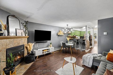 Photo 10 at A - 6704 Jeanne D'Arc Boulevard, Convent Glen North, Orleans