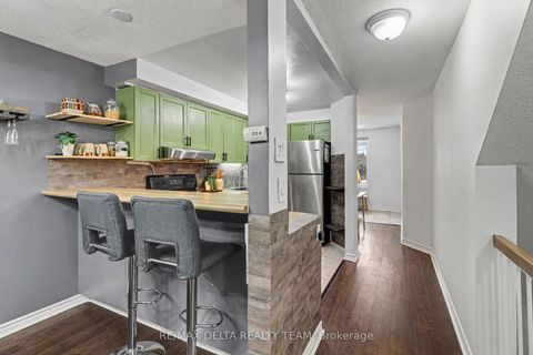 Photo 13 at A - 6704 Jeanne D'Arc Boulevard, Convent Glen North, Orleans