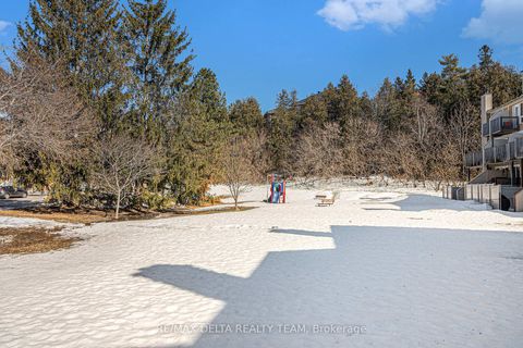 Photo 28 at A - 6704 Jeanne D'Arc Boulevard, Convent Glen North, Orleans