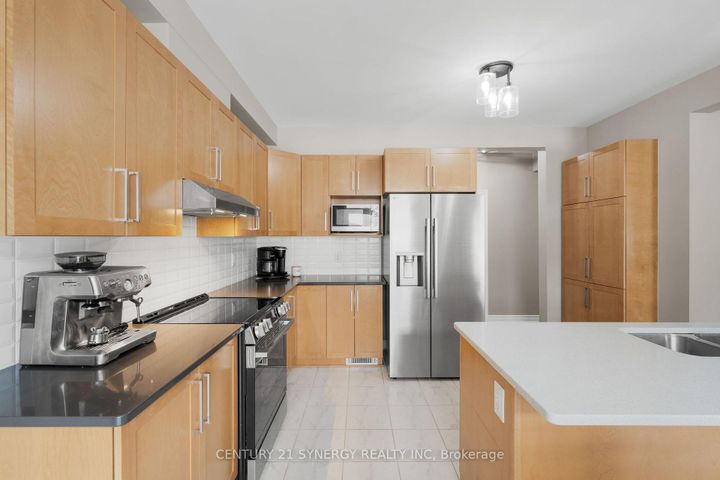 Photo 14 at 53 Boddington Street, Nepean (Half Moon Bay), Ottawa