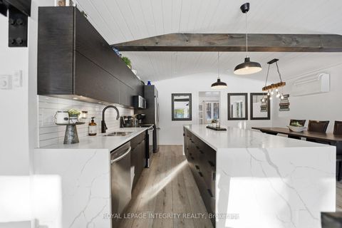 Photo 18 at 29 O4 Road, Rideau Lakes (South Elmsley) Twp, Rideau Lakes