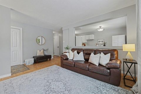 Photo 6 at 23 Spearman Lane, Glencairn/Hazeldean, Kanata