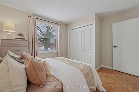 Photo 13 at 23 Spearman Lane, Glencairn/Hazeldean, Kanata